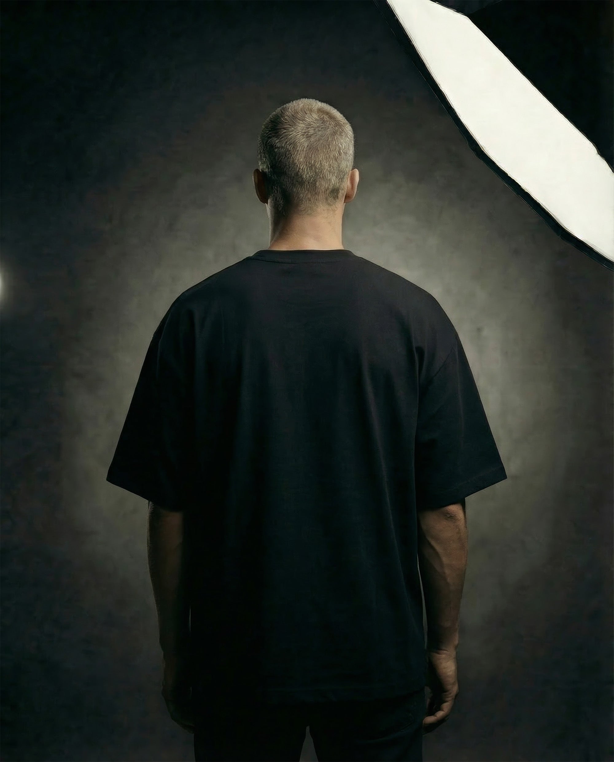 LAST HUMAN ORIGINALS  — OVERSIZED T-SHIRT